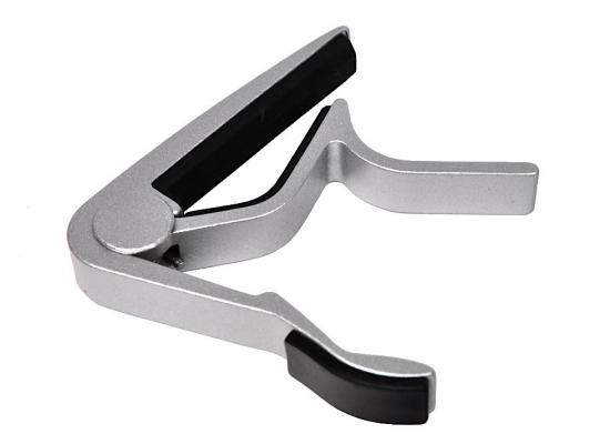 Jeremi U10SL LEKKI kapodaster do ukulele i gitary w kolorze srebrnym